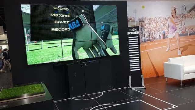 Virtual Reality Voetbal Simulator Op De Beursstand Van Domo Sports Grass
