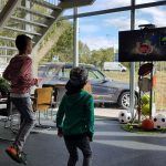 Kinect Xbox Sports Fun Jong En Oud Kids Liggend Vierkant