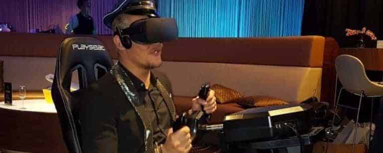 Lufthansa Virtual Reality Flight Simulator 1200x480 768x307