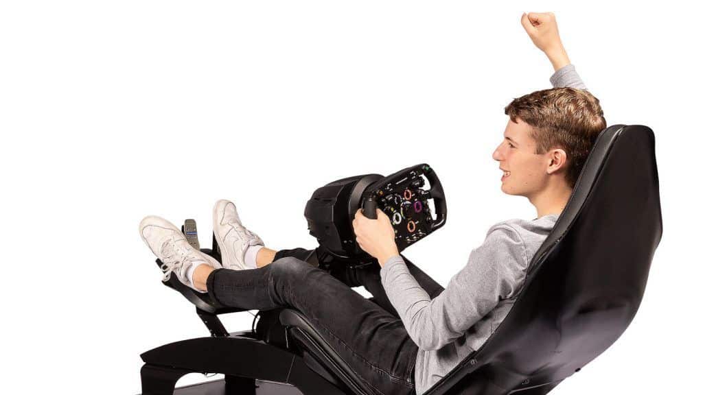 2f1 Race Simulator Zwarte Raceseat Achteraanzicht Beursstand Event Bedrijfsfeest Feest 1
