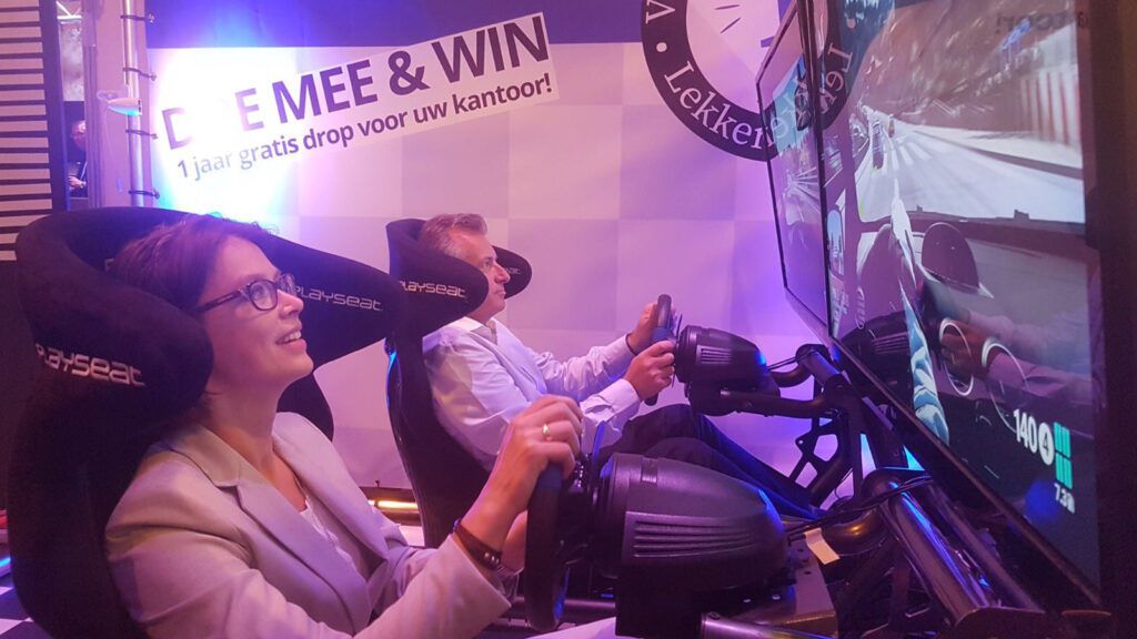 2racen Op Beursstand Gt Race Simulators