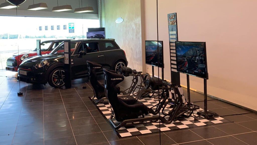 2x Gt Rally Mini Assetto Corsa Relatiedag Mini Dealer Breukelen 1